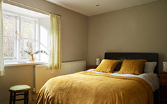Brecon Beacons self-catering holiday cottage main bedroom
